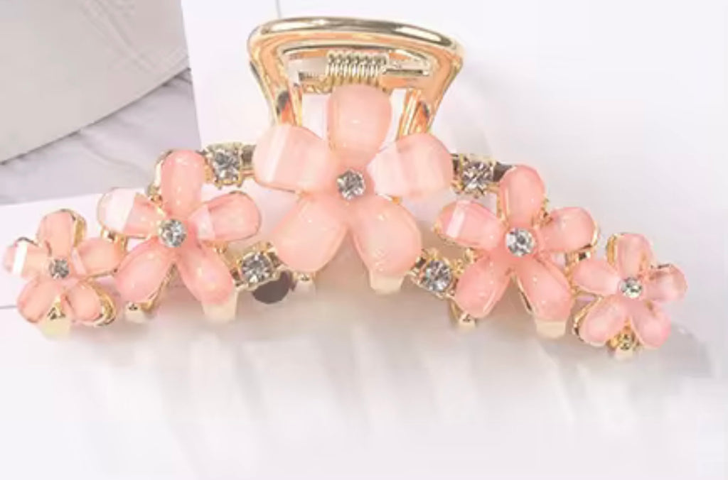 Diamond Gal Claw Clip✨